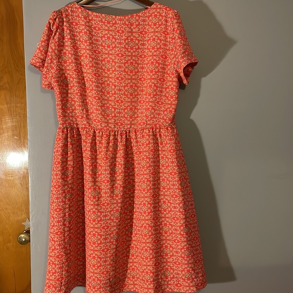 Size Large Comme Toi dress flowers with pockets - Picture 3 of 4